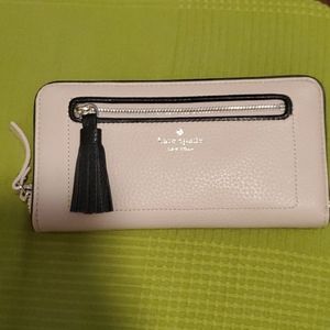 Kate Spade brand wallet